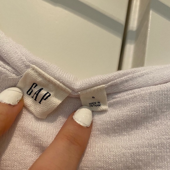 white off the shoulder top BARELY WORN - Picture 2 of 3